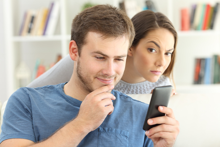 Cómo Saber que tu Pareja es Infiel