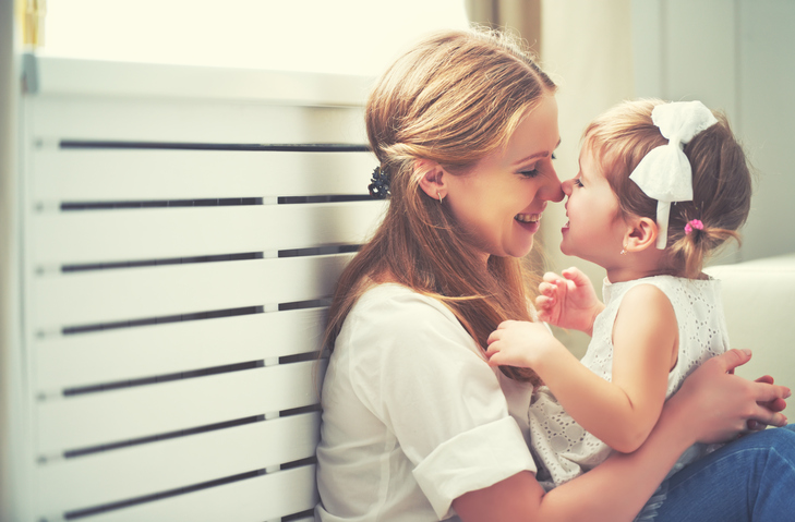 Ayudas para madres solteras, todo lo que necesitas saber