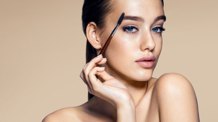 Logra unas cejas perfectas con estas técnicas infalibles