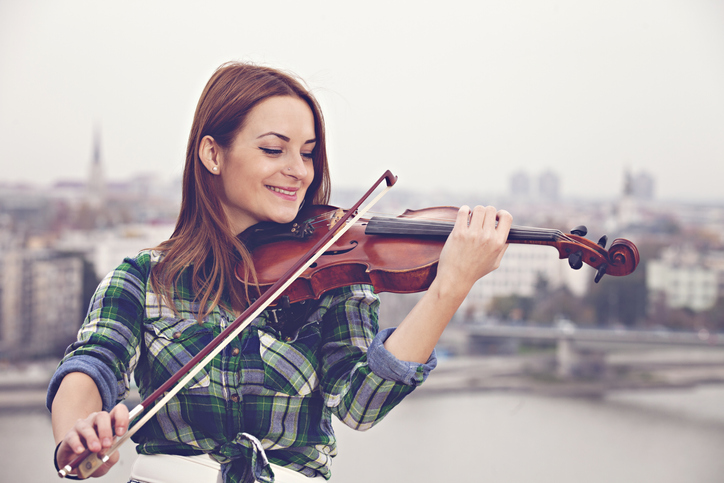 Los instrumentos musicales más elegidos por las mujeres