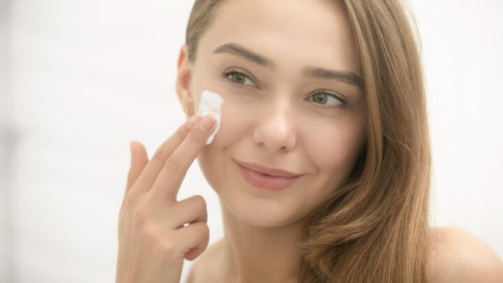La importancia de utilizar un exfoliante facial para una correcta higi