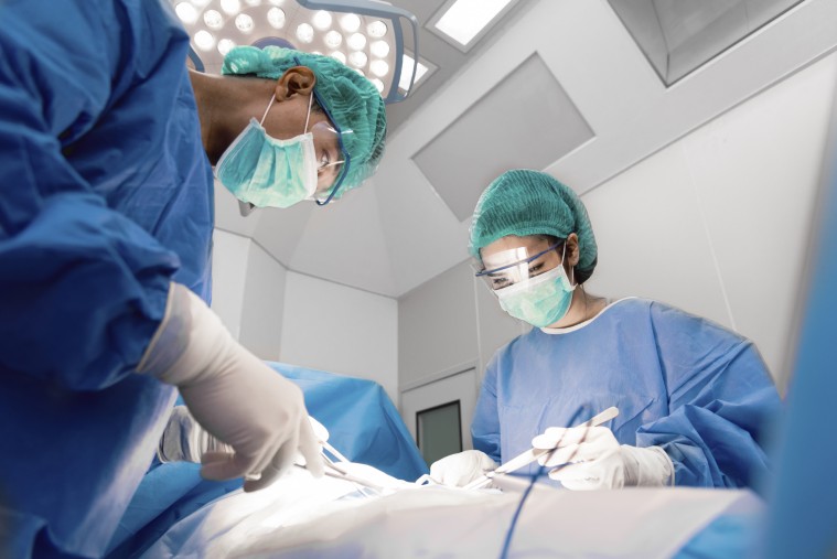 Se pueden realizar cirugías correctivas para modificar operaciones ant